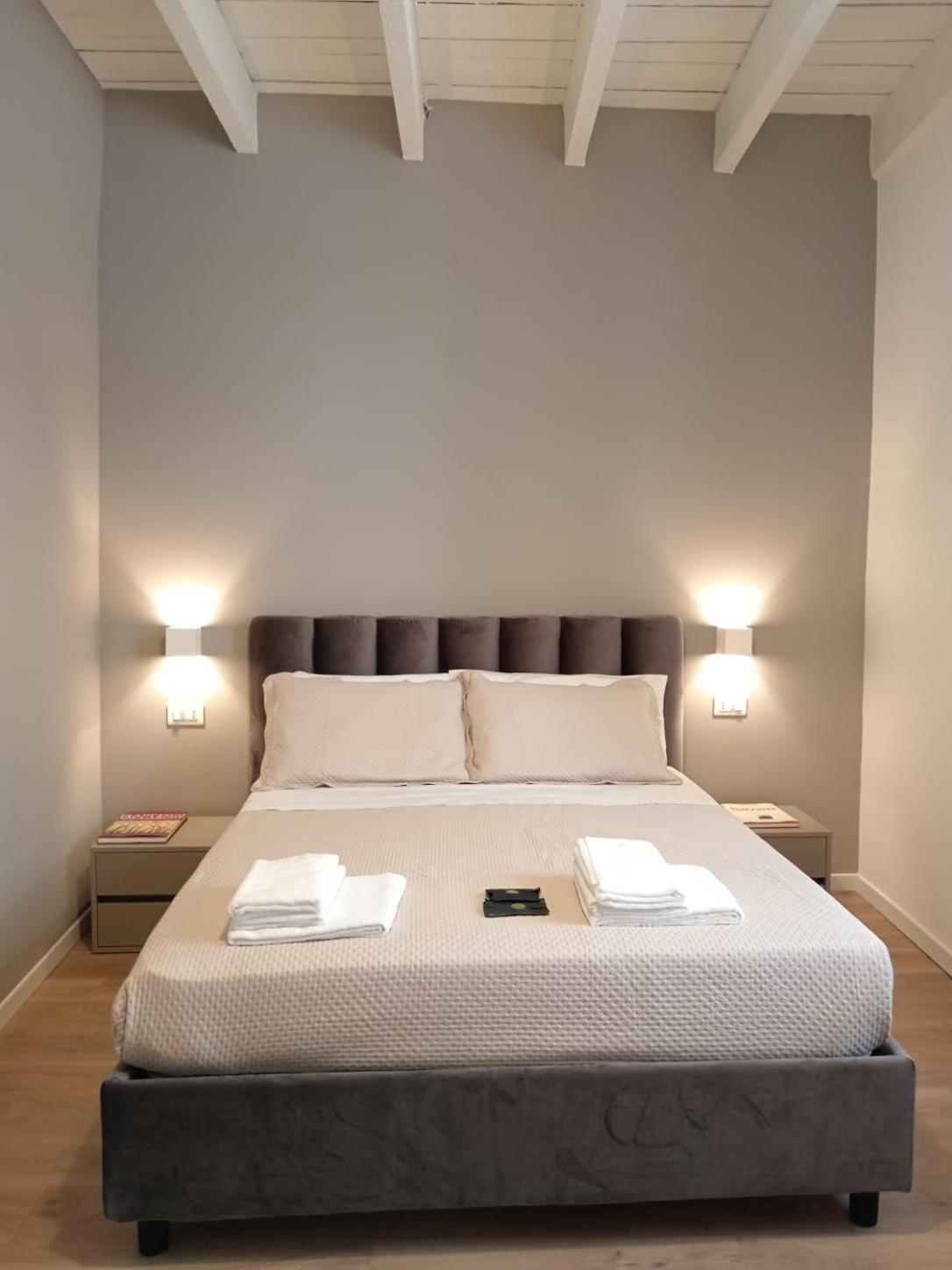 לה ספציה Indipendence Home מראה חיצוני תמונה
